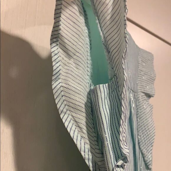 Ruffle short sleeve top - Picture 3 of 6